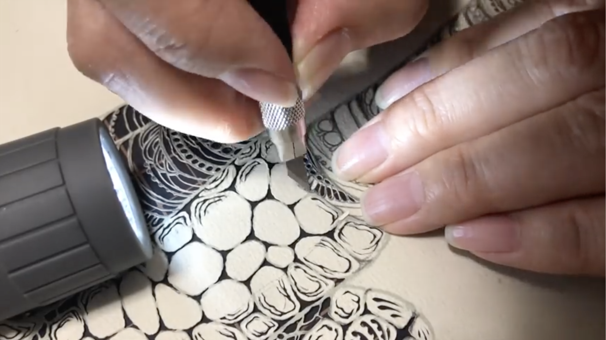 切り絵 カメレオン Chameleon 制作動画 Kiriken Masayo